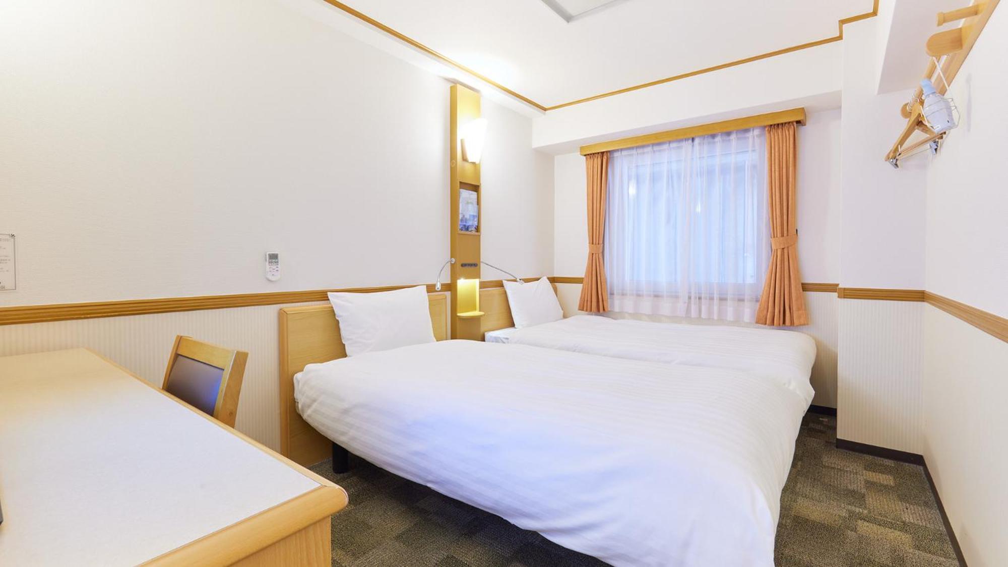 Toyoko Inn Saitama Toda Koen Eki Nishi Guchi Exteriör bild
