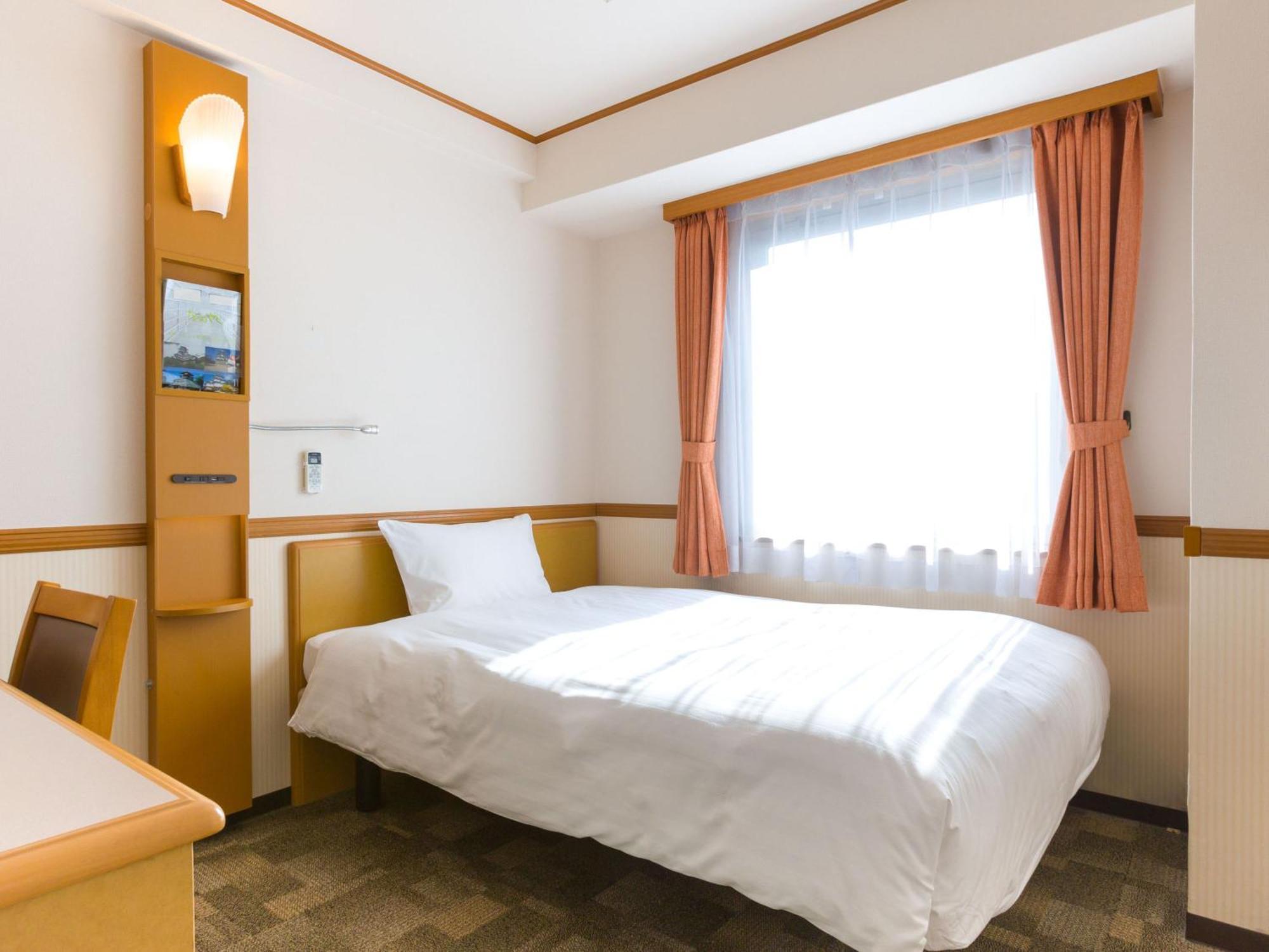 Toyoko Inn Saitama Toda Koen Eki Nishi Guchi Exteriör bild